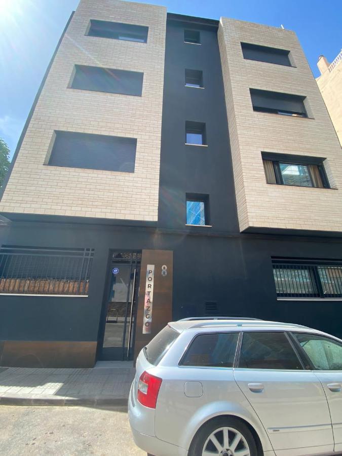 Bonito Apartamento De 2 Habitaciones Con Terraza Malaga Exterior photo